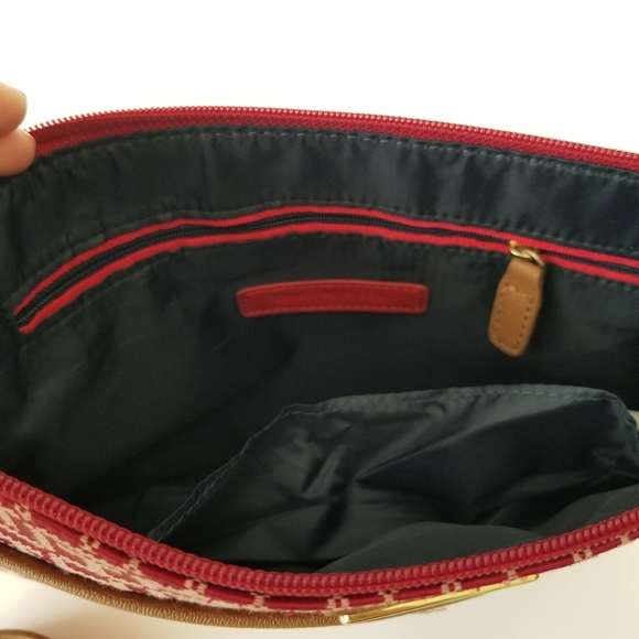 🚫SOLD🚫TommyHilfiger▪︎Crossbody Purse - Picture 9 of 13
